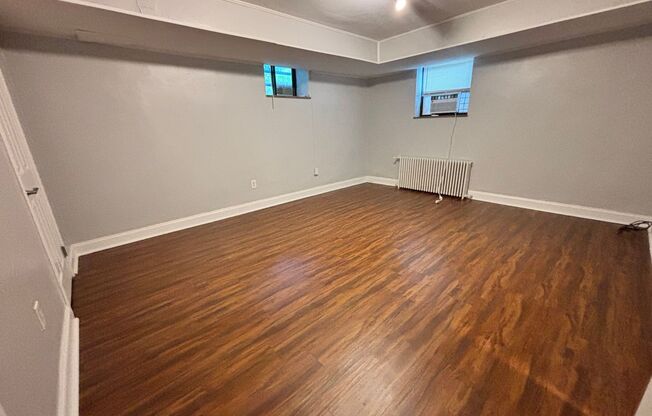 2 beds, 1 bath, 800 sqft, $1,520, Unit 6230 Fifth Ave. #A3-E