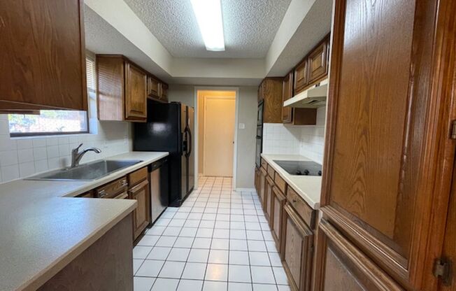 3 beds, 2 baths, $2,400