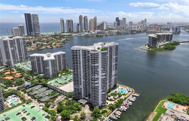 3530 MYSTIC POINTE DR #1406 AVENTURA, FL 33180