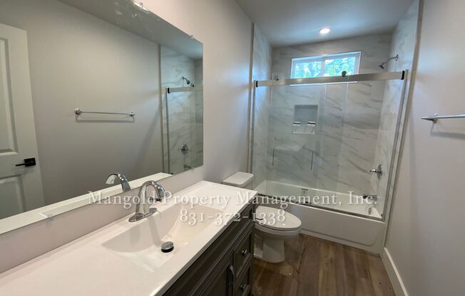 3 beds, 2 baths, 1,000 sqft, $4,200, Unit B