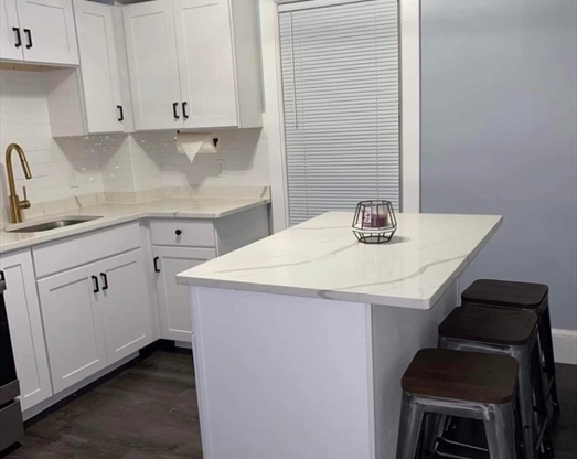 1 bed, 1 bath, 800 sqft, $2,300, Unit 1