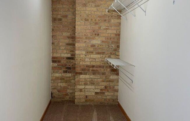 3 beds, 2 baths, 1,512 sqft, $2,800, Unit 406