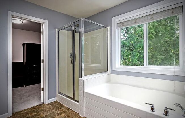 7 beds, 3.5 baths, $7,000