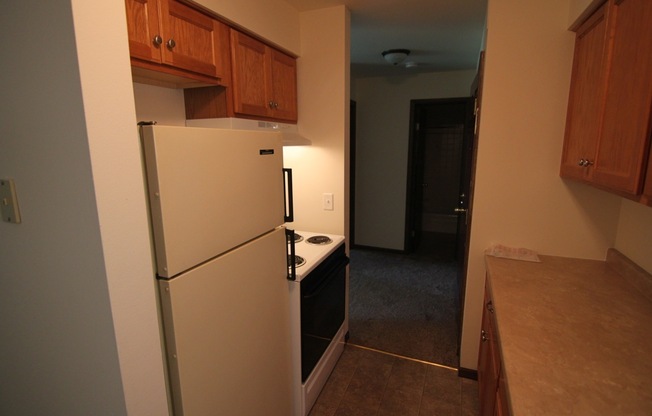 Studio, 1 bath, 500 sqft, $819.99, Unit 82-06