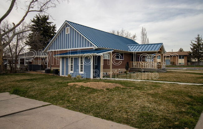477 N COLONIAL AVE