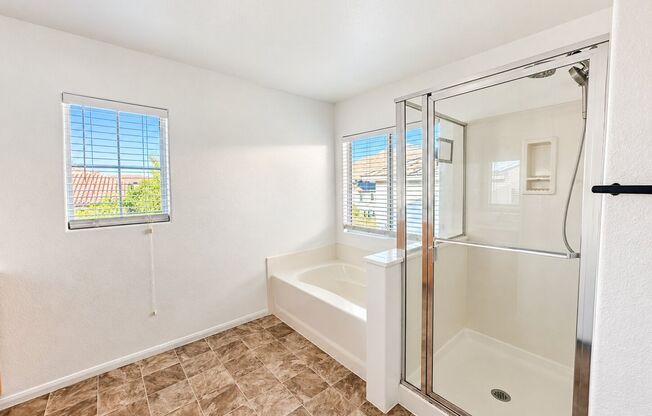 3 beds, 2.5 baths, $2,250