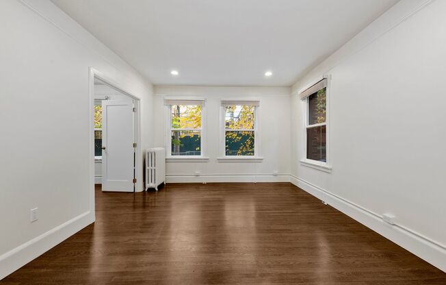 1 bed, 1 bath, 597 sqft, $1,650, Unit 212