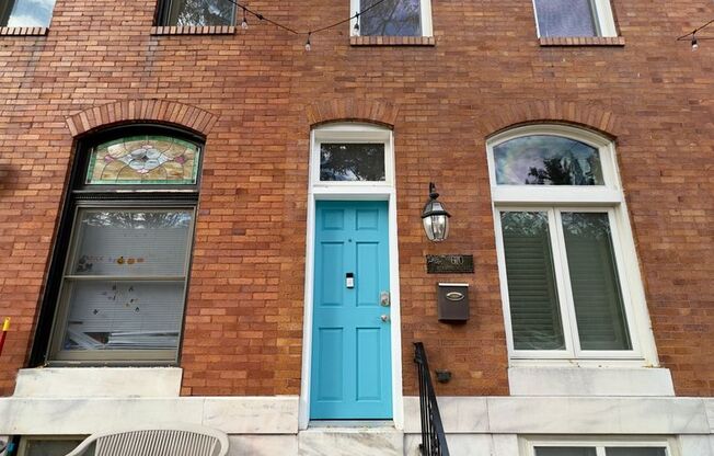 Spacious 2Bed/2Bath Townhome in Canton