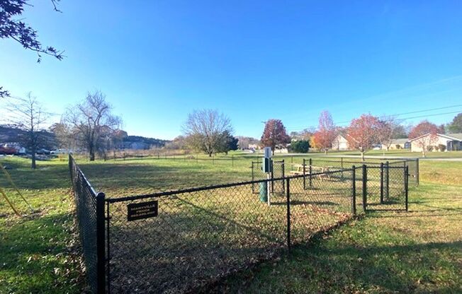 1 bed, 1 bath, 600 sqft, $1,195, Unit 262- Seals