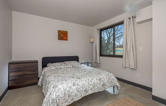 2 beds, 2 baths, 886 sqft, $1,793, Unit 604