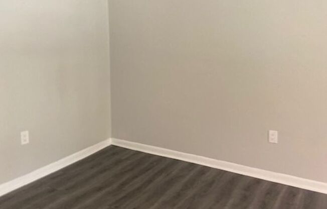 2 beds, 1 bath, 796 sqft, $1,234, Unit 1204