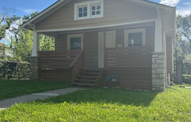 Coming Soon!! 2 Bed 1 Bath House!! $1063.00