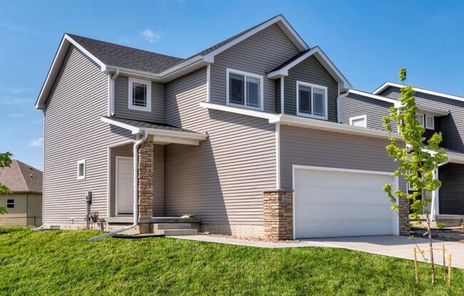 Beautiful Single Family Home in Altoona!