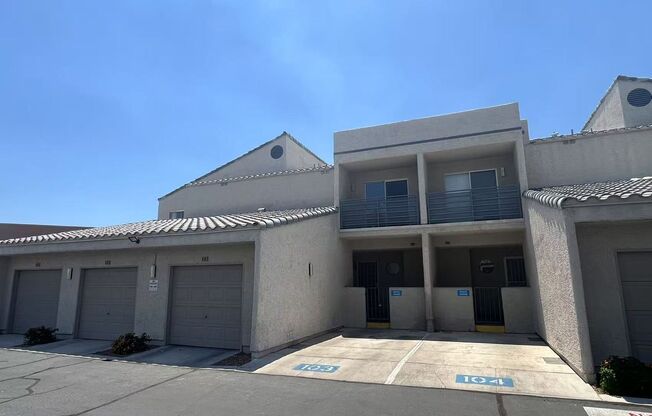 2b2b TownHouse $1620