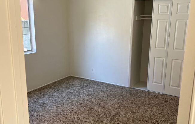 2 beds, 1 bath, $1,750