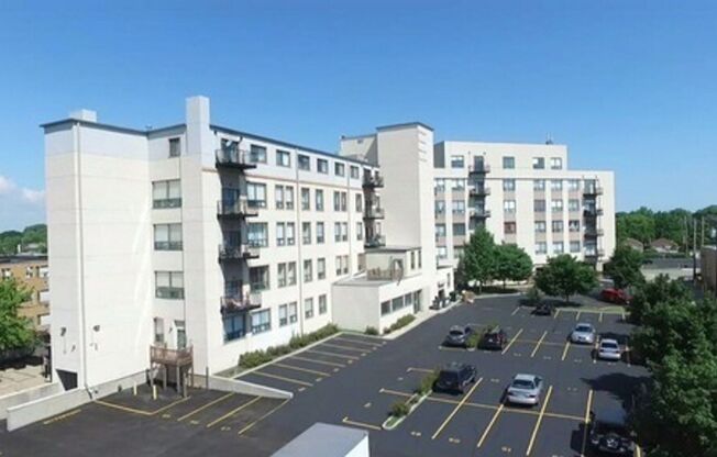 1 bed, 1 bath, 600 sqft, $2,050, Unit 505