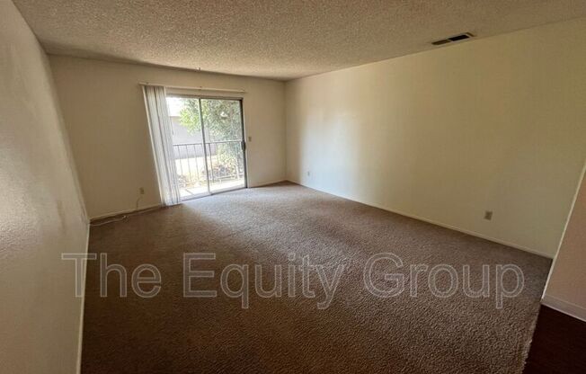 2 beds, 1 bath, 1,000 sqft, $1,350