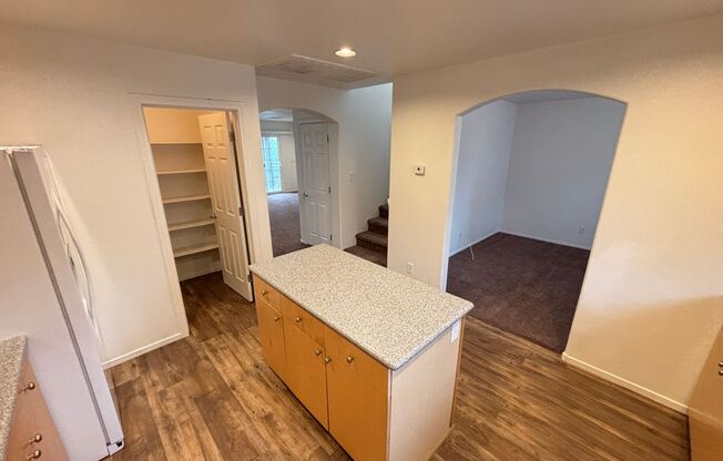 Beautiful 3 Story 4Bed/3.5/2Car residence located in the Tapestry Community