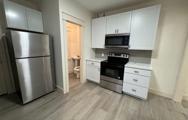 3 beds, 1.5 baths, $1,200, Unit 138