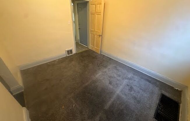 2903 -2905 W Pierce St.