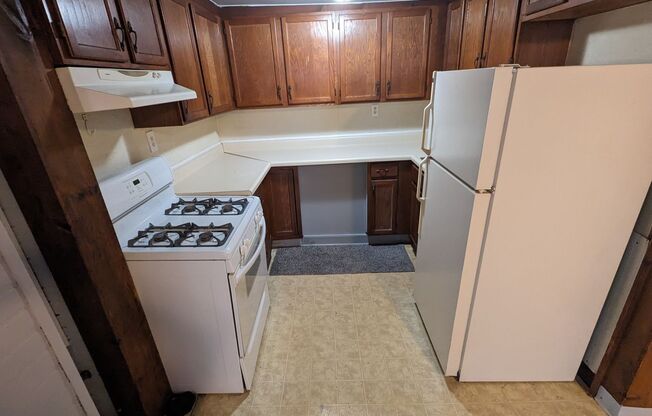 1 bed, 1 bath, 650 sqft, $985, Unit 2