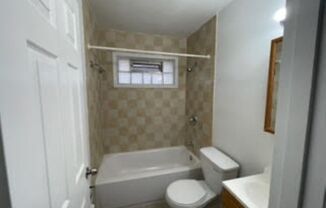 3 beds, 1 bath, $1,300