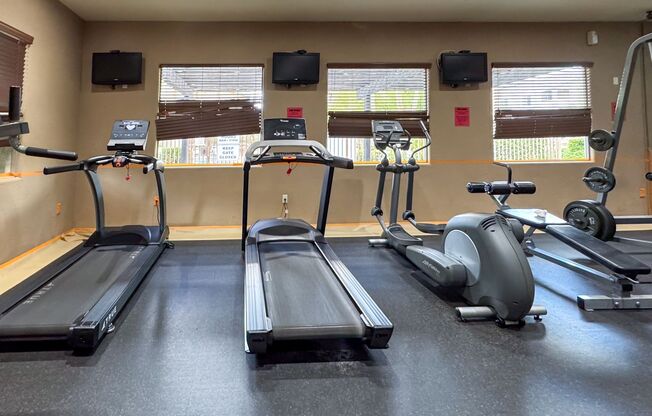 2 beds, 2 baths, 1,070 sqft, $1,400, Unit 8985 S Durango Dr 89113 (FAHW-py-gy-SW)