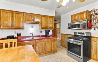 4 beds, 1 bath, $1,650