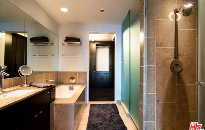 2 beds, 3 baths, 1,720 sqft, $8,500, Unit 6G