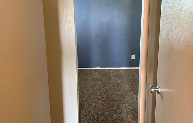 1 bed, 1 bath, 575 sqft, $944, Unit 247