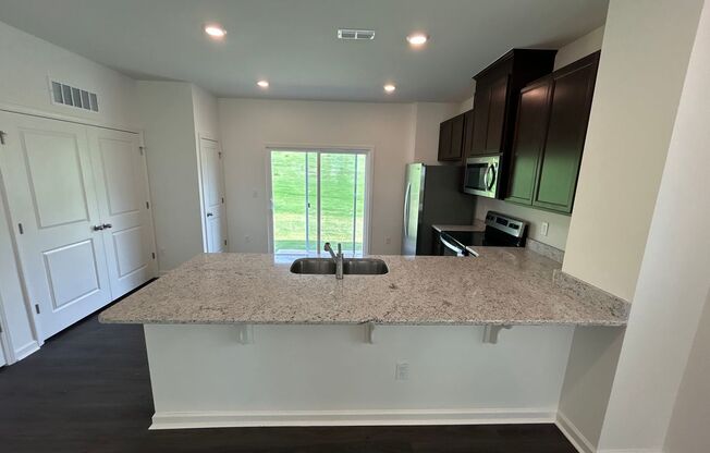 3 Bedroom | 2.5 Bathroom End Unit Raleigh Townhome
