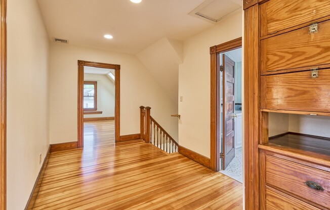26 MORTON ST