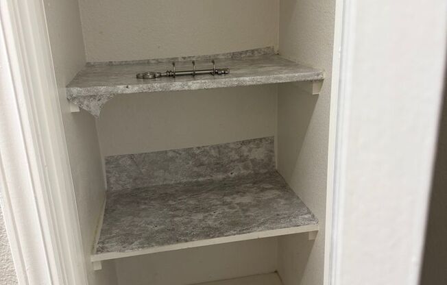 1 bed, 1 bath, $2,100, Unit # 722