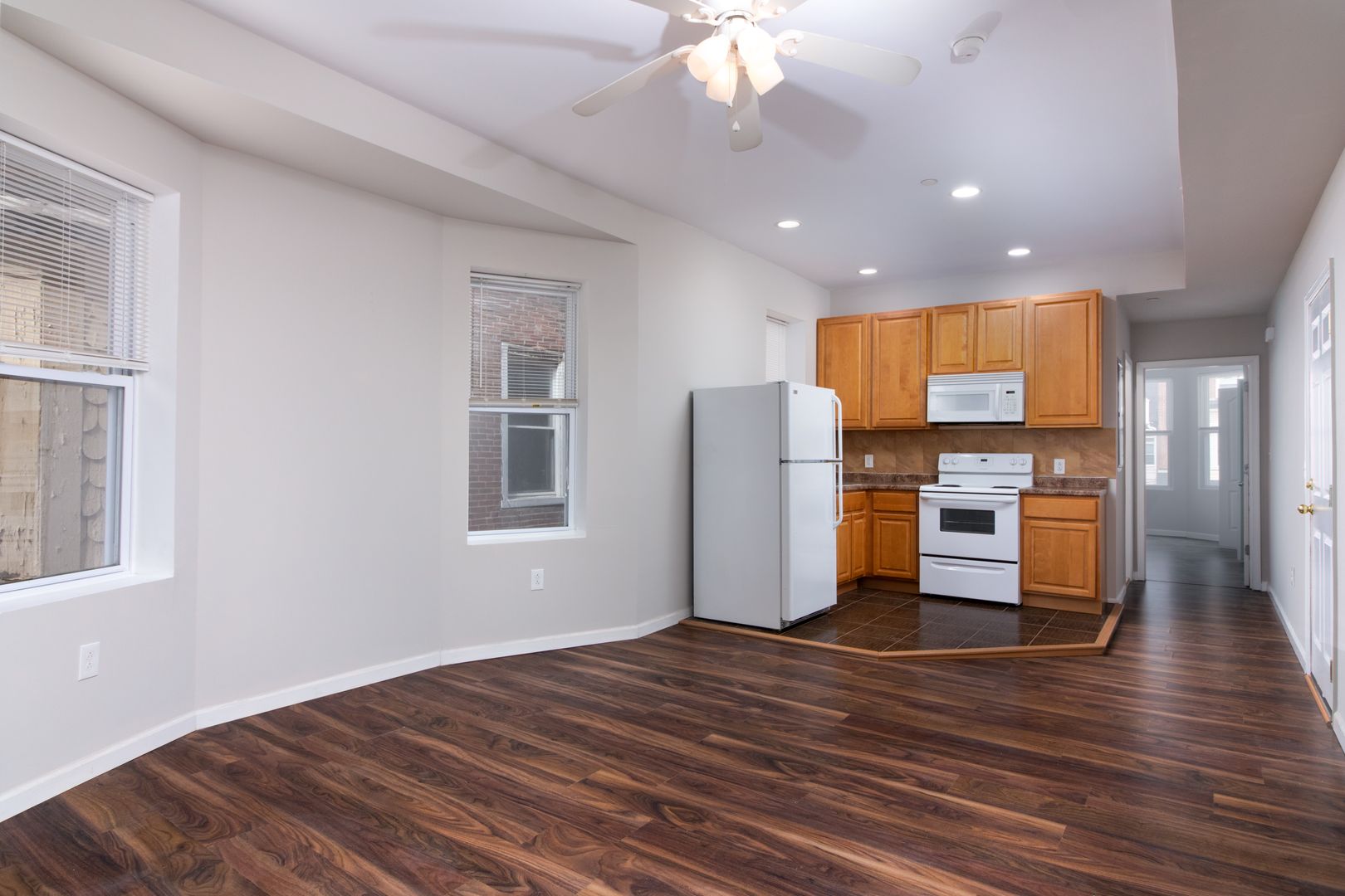 544 S 49th St