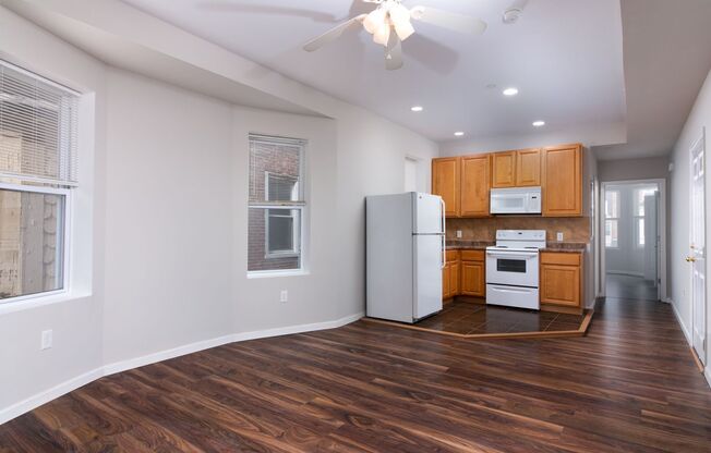 544 S 49th St