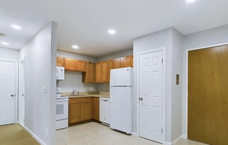 445 PLEASANT ST