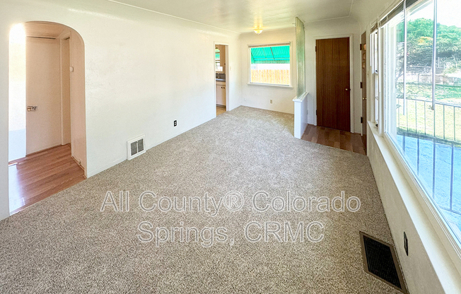 1407 E PLATTE AVE