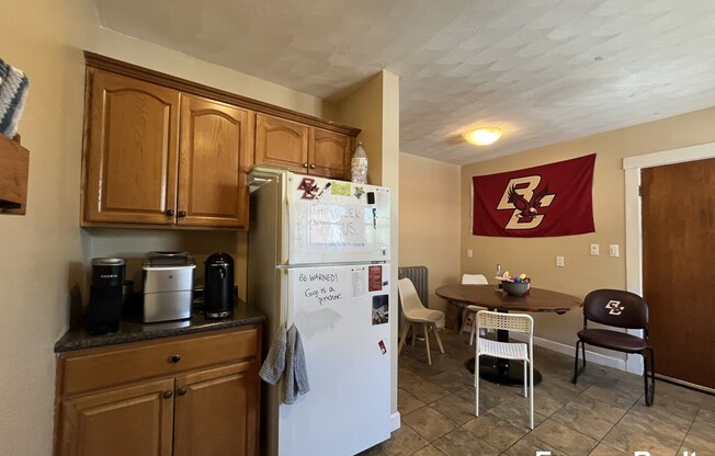 289 Foster St # 2
