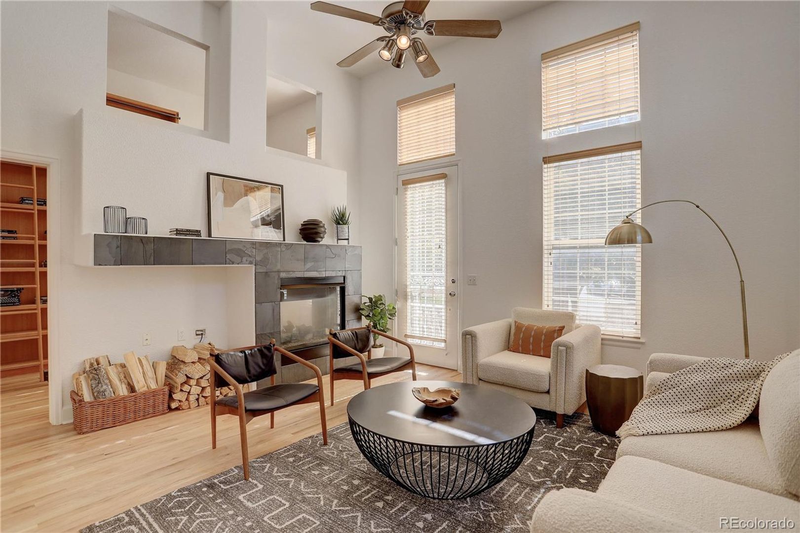 Incredible Townhome in the Hampden Town Center. Great Location!