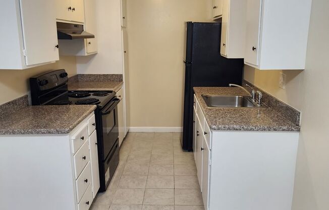 1 bed, 1 bath, $2,195, Unit 04