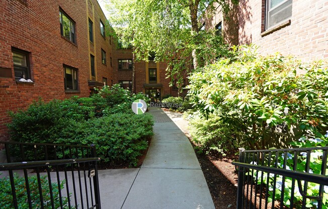 46 Harvard Ave Apt 1