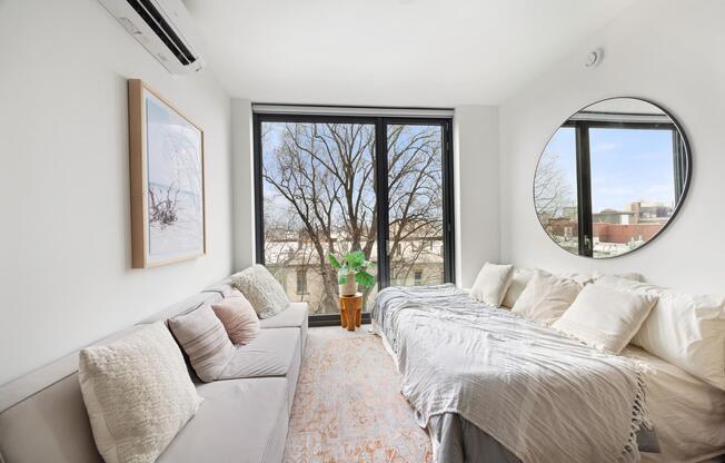 Studio, 1 bath, $3,225, Unit 731