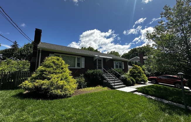 11 MEAD RD