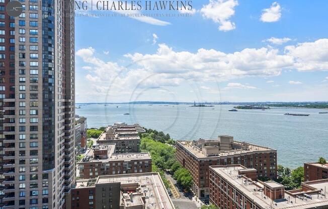 1 bed, 1 bath, 687 sqft, $4,800, Unit 10C