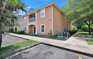 3 beds, 2 baths, $1,320, Unit UNIT 1