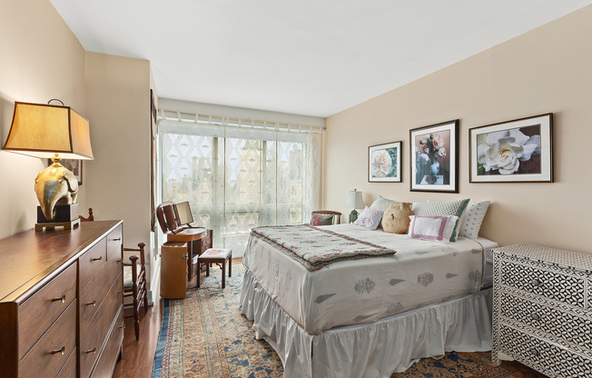 2 beds, 2 baths, 1,220 sqft, $7,950, Unit 40B