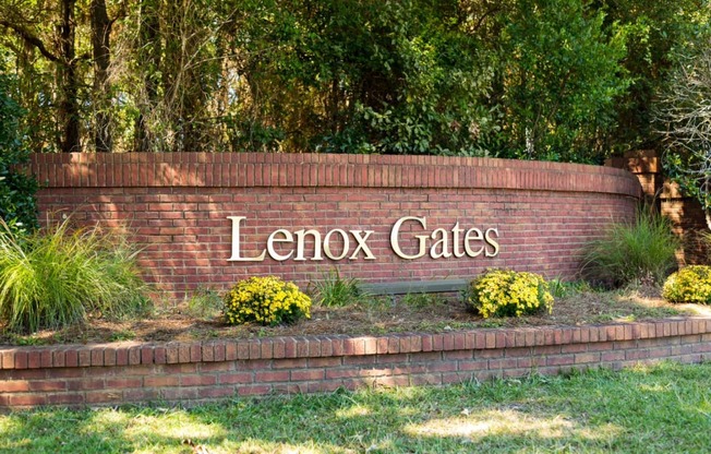 Lenox Gates Entrance in Mobile, AL