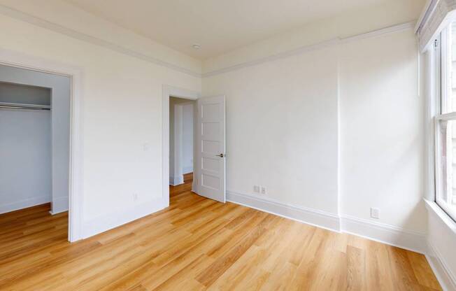 402 DUBOCE AVE