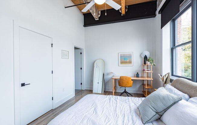 Lofts At Abrams Fixtures