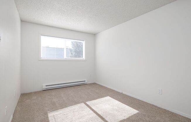 3 beds, 2 baths, 1,237 sqft, $1,650, Unit A201
